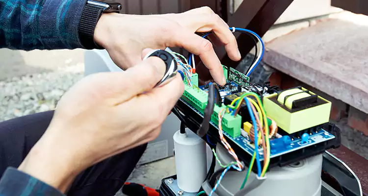 Automatic Driveway Gate Repair in Venice, FL