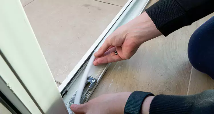 Garage Door Off Track Repair in Venice, FL