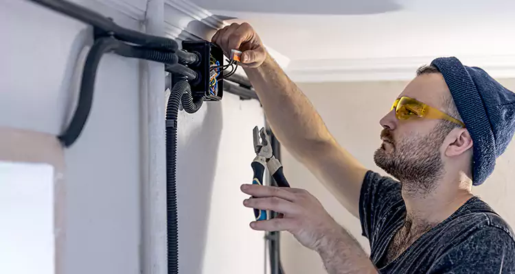 Garage Door Opener Cable Repair in Venice, FL