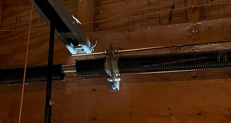 Garage Door Lift Cable Replacement in Venice, FL