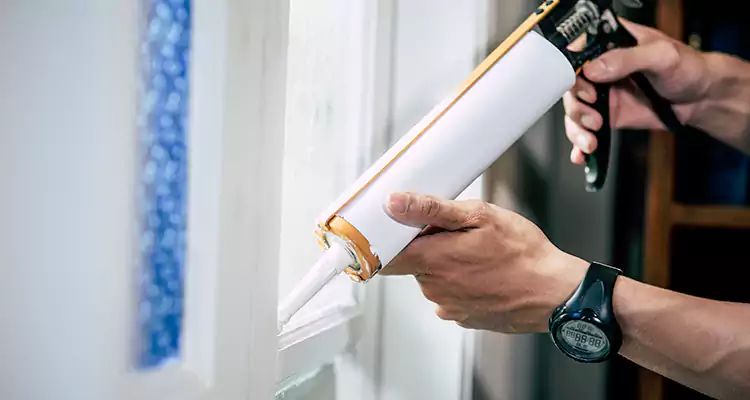 Windows Leaking Air Repair in Venice, FL