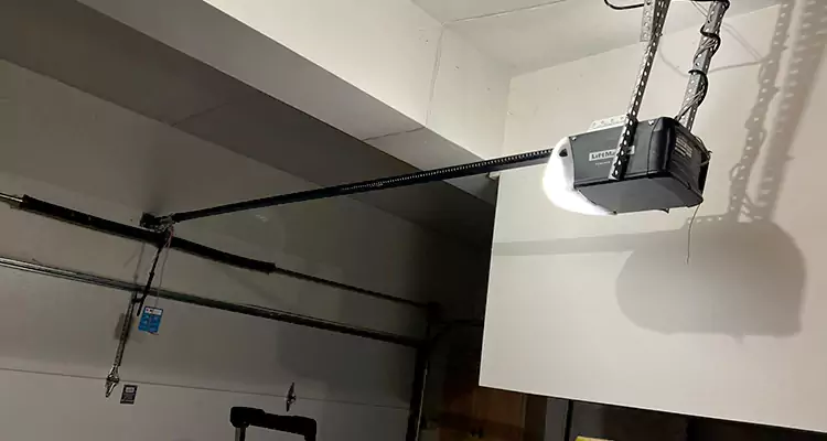 Linear Garage Door Opener Repair in Venice, FL