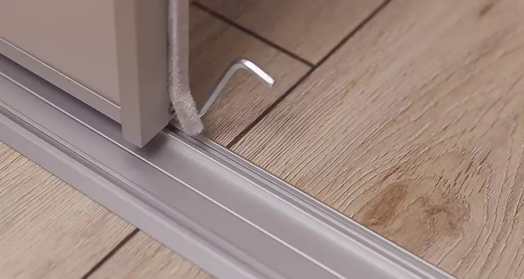 Squeaky Sliding Door Repair in Venice, FL