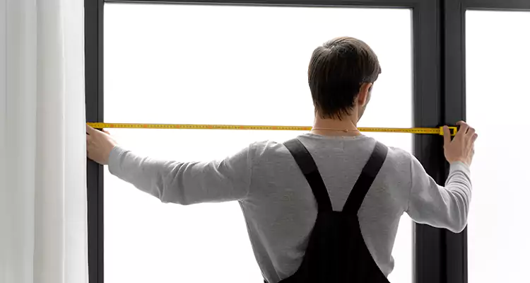 Retractable Deck Screens Repair in Venice, FL