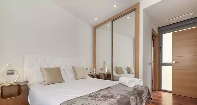 Sliding Wardrobe Door Mirror Replacement in Venice, FL