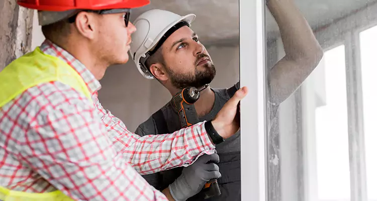 Vertical Crank Out Windows Repair in Venice, FL